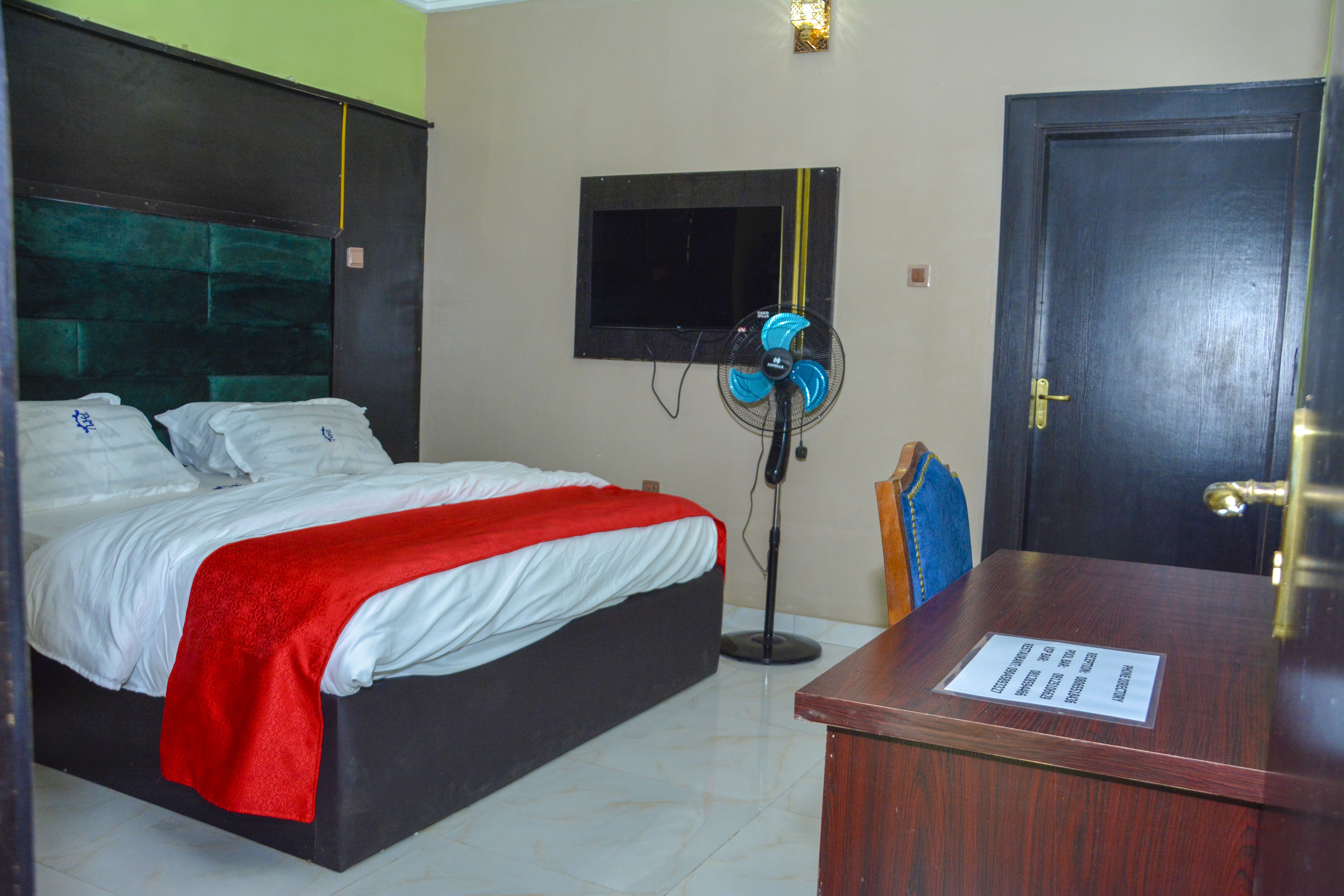 Queens Suite - Pattonik Villa & Suites